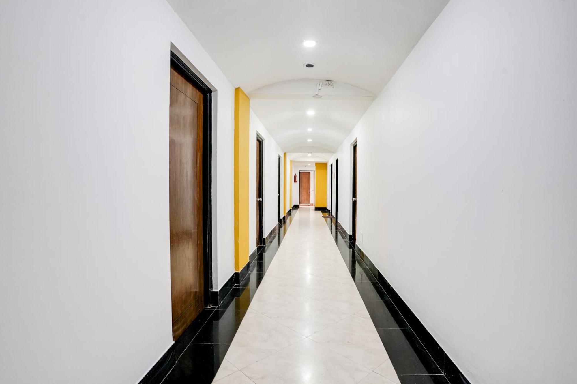Готель Super Townhouse Margao Near Railway Station Екстер'єр фото